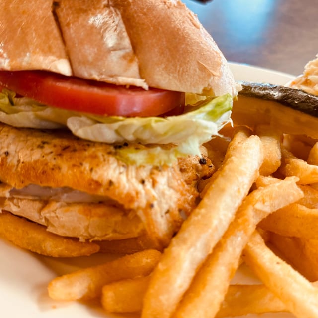 Chicken Sandwich w/ Fries.