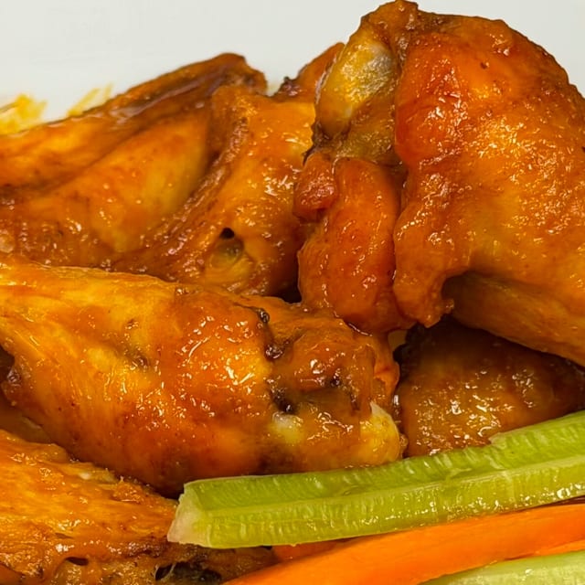 Buffalo Wings (5pc).