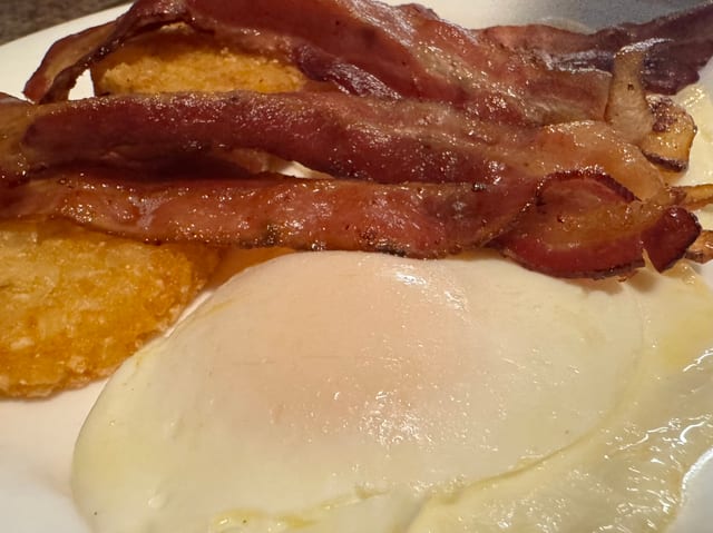 Eggs (2) with Meat.
